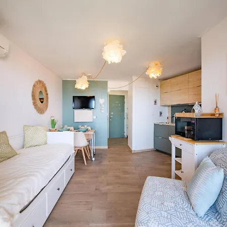 Apartmán Le Village De Cap Esterel - Maeva - 4 Personnes 1 Avec Terrasse Vue - Prestige - Super Mae-2353 Saint-Raphaël