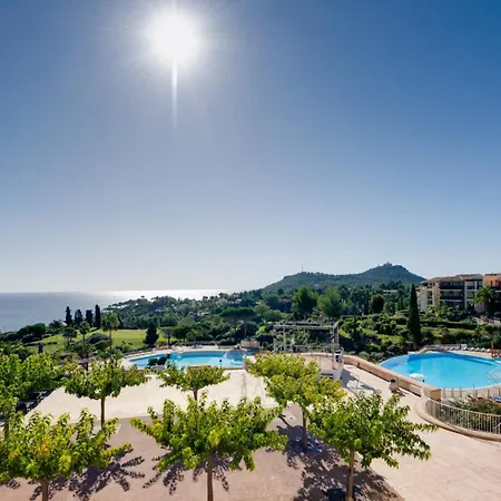 Le Village De Cap Esterel - Maeva - 4 Personnes 1 Avec Terrasse Vue - Prestige - Super Mae-2353 Apartman
