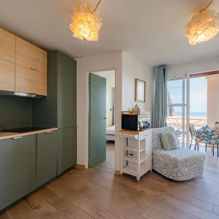 Le Village De Cap Esterel - Maeva - 4 Personnes 1 Avec Terrasse Vue - Prestige - Super Mae-2353 Apartman *